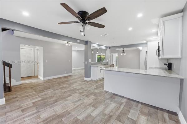 Banyan Lakes, 6192 Laurel Ln #B, Tamarac, Florida 33319, image 1