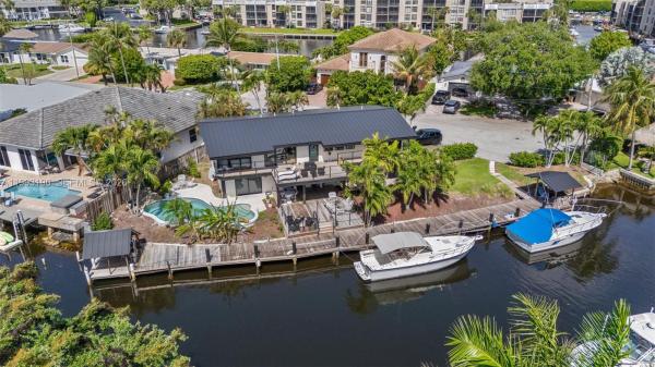 Twin Oaks, 516 NE 6th Ave, Deerfield Beach, Florida 33441, image 1