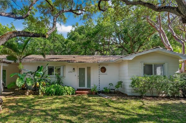 Cutler Estates, 6767 SW 154th St, Palmetto Bay, Florida 33157, image 1