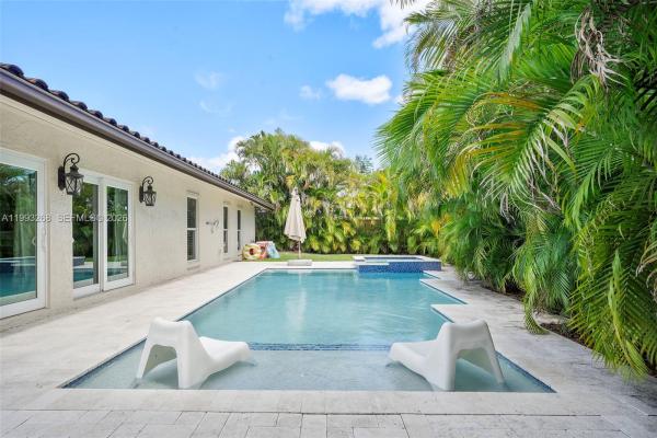 Southern Estates, 11798 SW 32nd St, Tamiami, Florida 33175, image 2