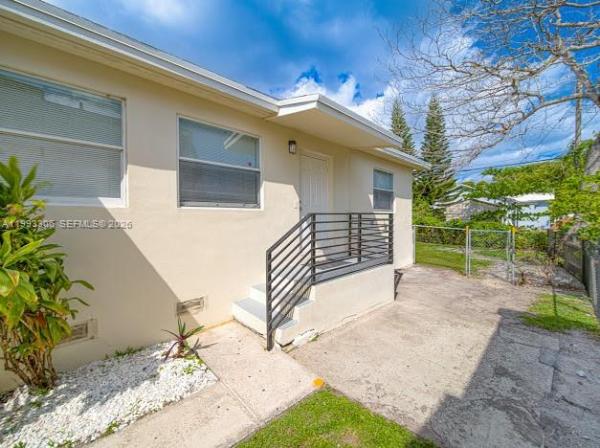 17th Avenue Manor, 1885 NW 48th St #1887, Miami, Florida 33142, image 2