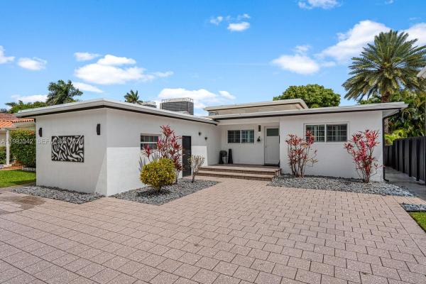 Altos Del Mar, 9517 Bay Dr, Surfside, Florida 33154, image 1