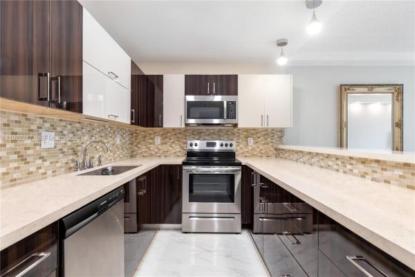 Oceanview B, 19380 Collins Ave #507, Sunny Isles Beach, Florida 33160, image 1