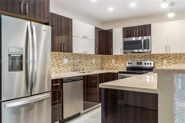 Oceanview B, 19380 Collins Ave #507, Sunny Isles Beach, Florida 33160, image 2