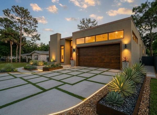 Lloyd Estates, 680 NW 33rd St, Oakland Park, Florida 33309, image 2