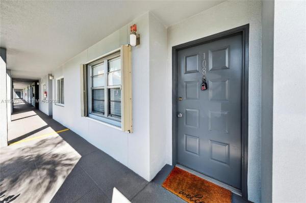 Cambridge At Century Village, 12701 SW 14th St #108J, Pembroke Pines, Florida 33027, image 1