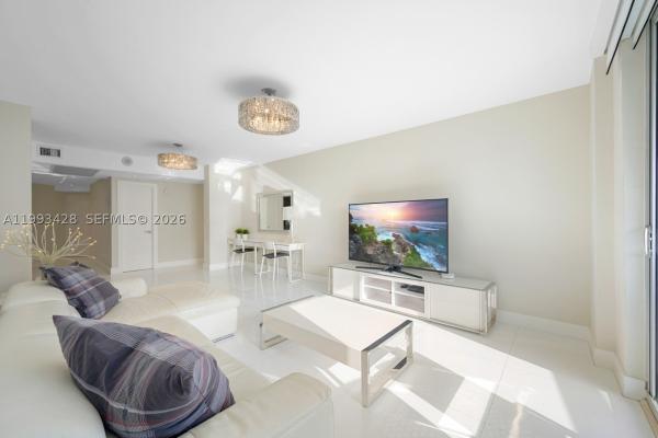 Ocean Reserve, 19370 Collins Ave #916, Sunny Isles Beach, Florida 33160, image 1