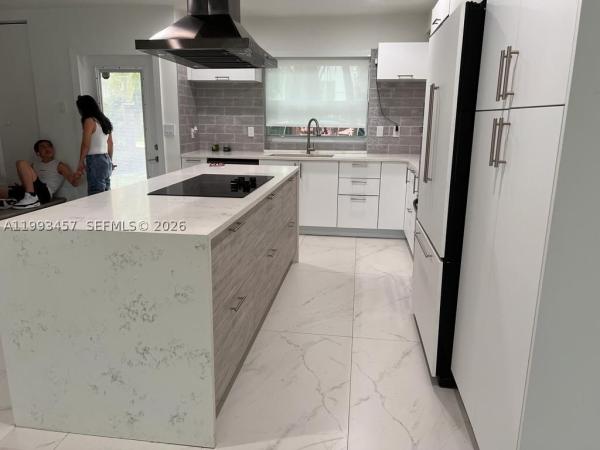 Beach Club Villas, 3672 NE 167th St #31, North Miami Beach, Florida 33160, image 1