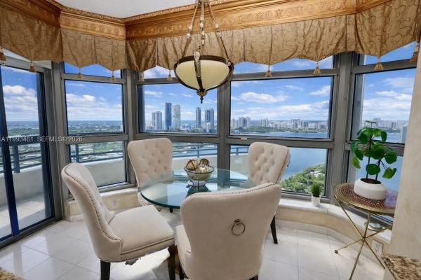 Mystic Pointe Tower 500, 3530 Mystic Pointe Dr #2915, Aventura, Florida 33180, image 2