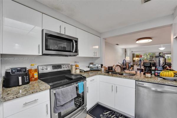 Fairway Club At Springtree, 3592 NW 83rd Ln, Sunrise, Florida 33351, image 2