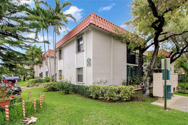 9730 Hammocks Blvd #203-28, Unincorporated Dade County, Florida 33196, image 1