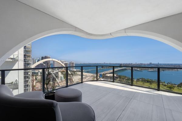 One Thousand Museum, 1000 Biscayne Blvd #2702, Miami, Florida 33132, image 1