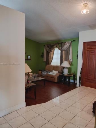 Munne Royal Homes, 14482 SW 97th St, The Hammocks, Florida 33186, image 2