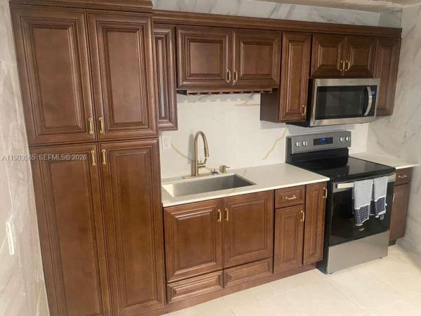 Northwood, 712 57th St, West Palm Beach, Florida 33407, image 2