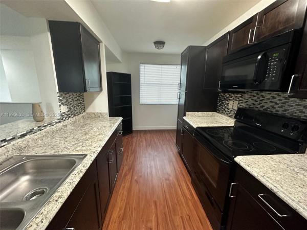 The Greens At Doral, 9763 NW 46th Ter #116, Doral, Florida 33178, image 2