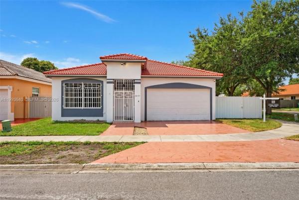 8852 NW 147th Ln, Miami Lakes, Florida 33018, image 1
