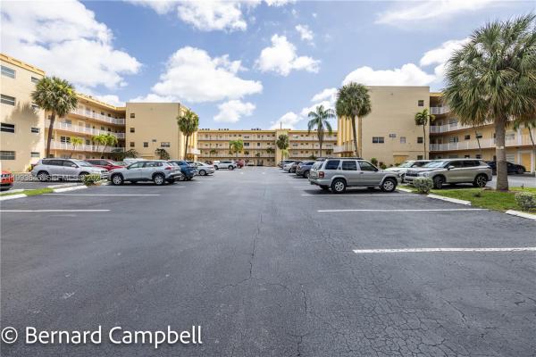 Topaz South, 3940 NW 42nd Ave #417, Lauderdale Lakes, Florida 33319, image 1