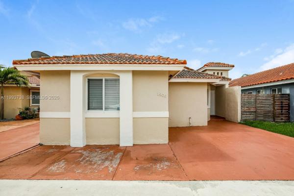 Unincorporated Dade County, Florida 33175, image 1