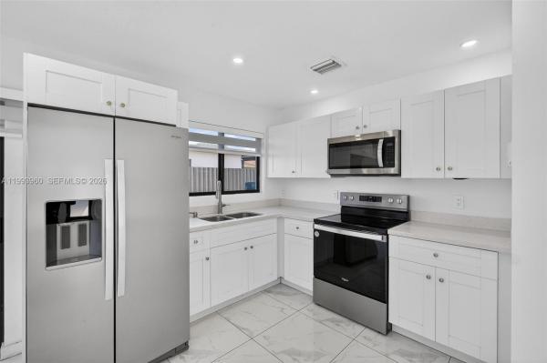 2492 SW 44th St #2492, Miami, Florida 33142, image 1