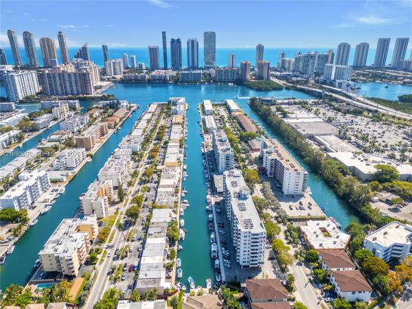 North Miami Beach, Florida 33160, image 1