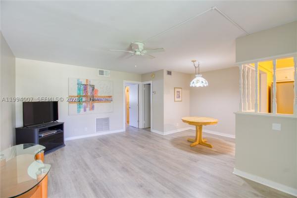 Hampton Gardens, 804 SE 7th St #107, Deerfield Beach, Florida 33441, image 3