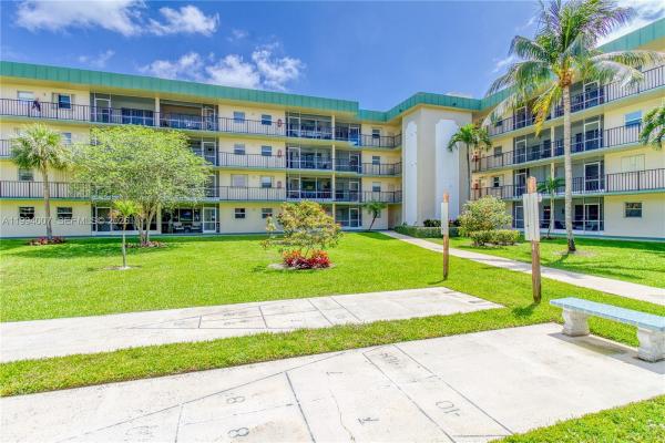 Hampton Gardens, 804 SE 7th St #107, Deerfield Beach, Florida 33441, image 1