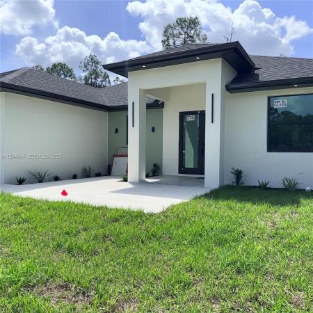 2102 E 13th St, Lehigh Acres, Florida 33972, image 2