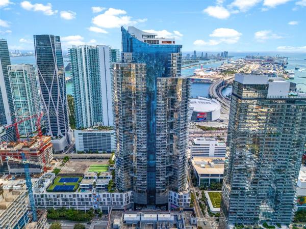 Paramount Miami Worldcenter, 851 NE 1st Ave #1205, Miami, Florida 33132, image 1