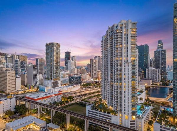 The Ivy At Riverfront, 90 SW 3rd St #1105, Miami, Florida 33130, image 1