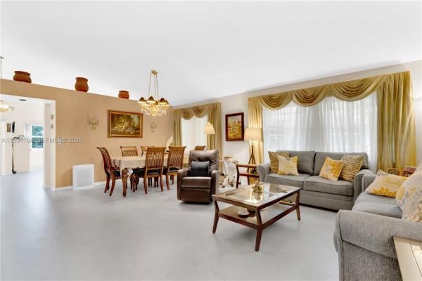 Sweetwater, 11184 Sangria Ct, Boca Raton, Florida 33498, image 3