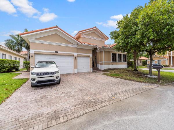 Cutler Cay, 19385 SW 79th Ct, Cutler Bay, Florida 33157, image 2