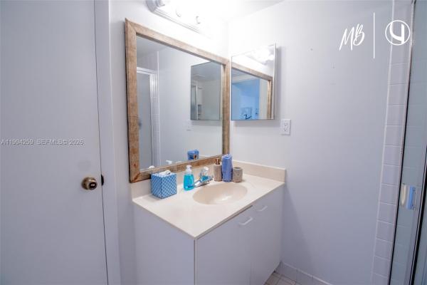 Le Frontenac, Sunny Isles Beach, Florida 33160, image 2