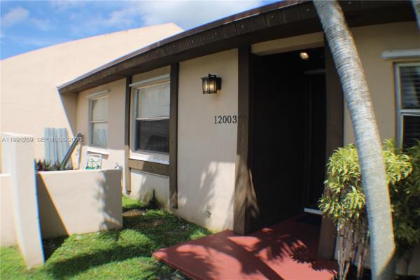 Devon Aire Villas, 12003 SW 110th Street Cir N, Kendall, Florida 33186, image 2