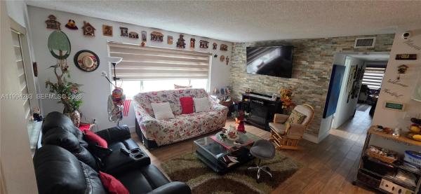 Romont South Green, 70 NE 202nd Ter #T26, Miami Gardens, Florida 33179, image 2