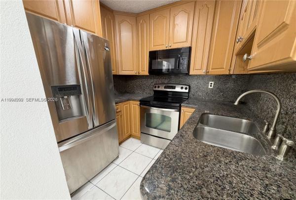 2565 W 56th St #101, Hialeah, Florida 33016, image 1