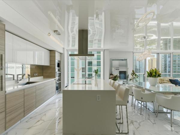 Parque Towers, 330 Sunny Isles Blvd #5-1508, Sunny Isles Beach, Florida 33160, image 2