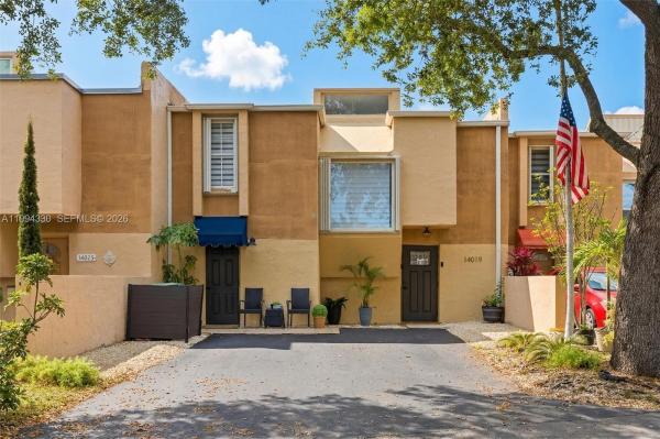 14019 SW 67th Ter, Unincorporated Dade County, Florida 33183, image 1