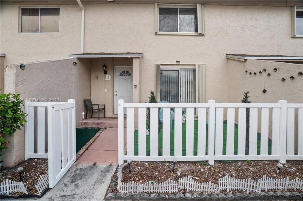 Townhomes Of Oriole, 1625 NW 80th Ave #D, Margate, Florida 33063, image 1