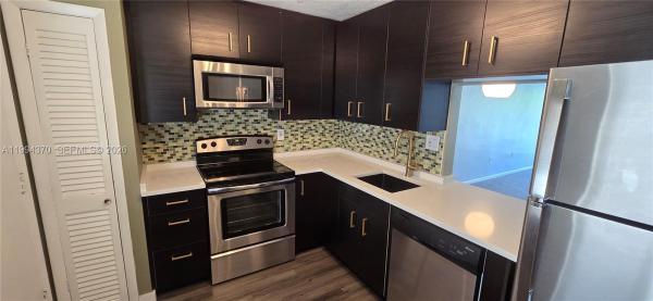 1201 NE 191st St #G306, Unincorporated Dade County, Florida 33179, image 1