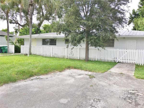 5831 SW 62nd St #WEST, Unincorporated Dade County, Florida 33143, image 1