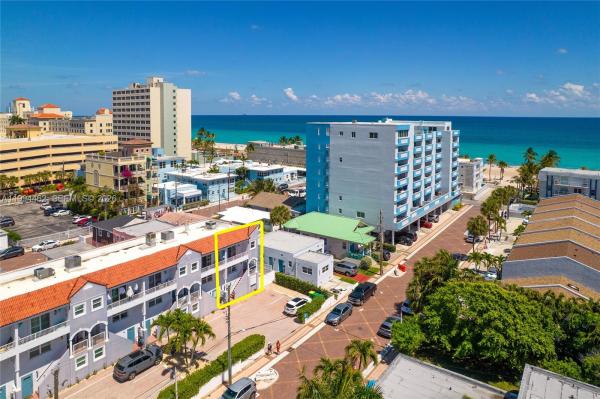 Virginia Beach Resort, 335 Virginia St, Hollywood, Florida 33019, image 1