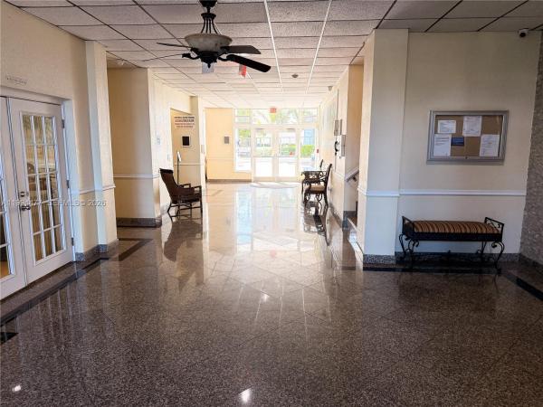 Leisure Beach, 200 S Birch Rd #211, Fort Lauderdale, Florida 33316, image 2