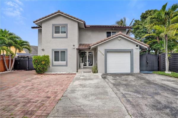 15463 SW 57th St, Unincorporated Dade County, Florida 33193, image 1