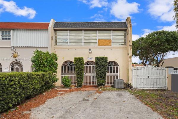 Palm Springs Villas, 7205 W 2nd Ln, Hialeah, Florida 33014, image 1