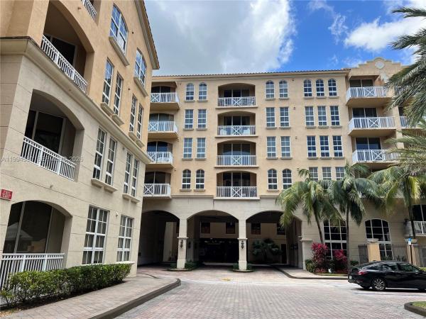 Alaqua, 3001 NE 185th St #122, Aventura, Florida 33180, image 1