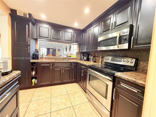 Isles Of Inverrary, 6575 W Oakland Park Blvd #311, Lauderhill, Florida 33313, image 1