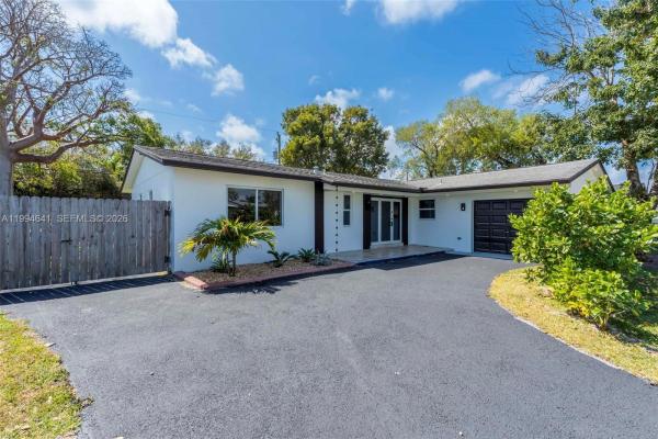 Bel Aire, 10430 SW 199th St, Cutler Bay, Florida 33157, image 1