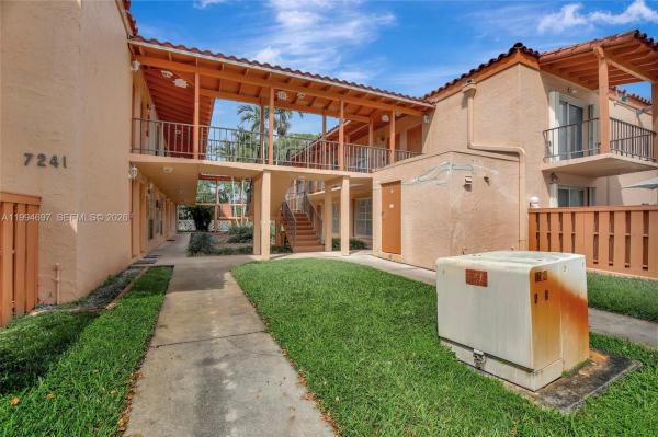 Cypress Village, 7241 Miami Lakes Dr #D14, Miami Lakes, Florida 33014, image 1
