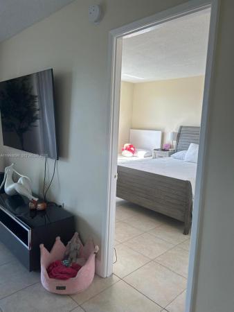 Easter Lily Gardens, 1700 NE 191st St #304, Ojus, Florida 33179, image 2