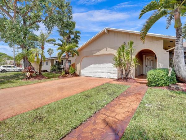Pembroke Lakes, 10961 NW 16th Ct, Pembroke Pines, Florida 33026, image 1